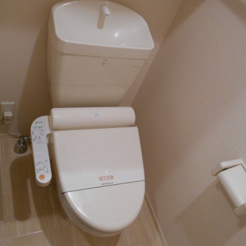 トイレ　図面と現状に相違がある場合には現状を優先