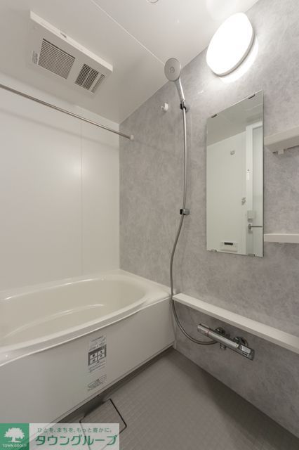 バス・シャワールーム　※写真は同タイプ住戸です。