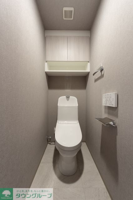 トイレ　※写真は同タイプ住戸です。