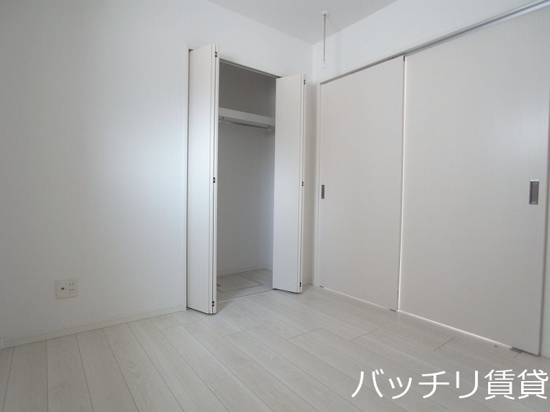 収納　同型イメージの為、現状を優先致します。