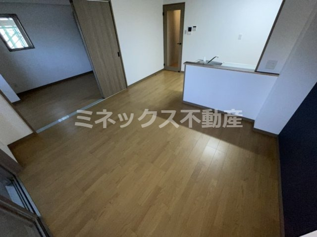 居室・リビング　同タイプのお部屋の写真。現況を優先します。