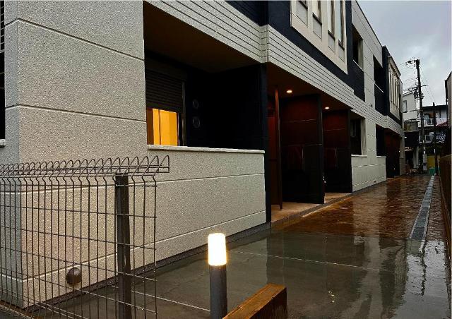 その他共有部分　外観写真（夜）