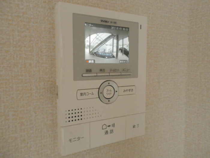 セキュリティ　モニター付きインターホン