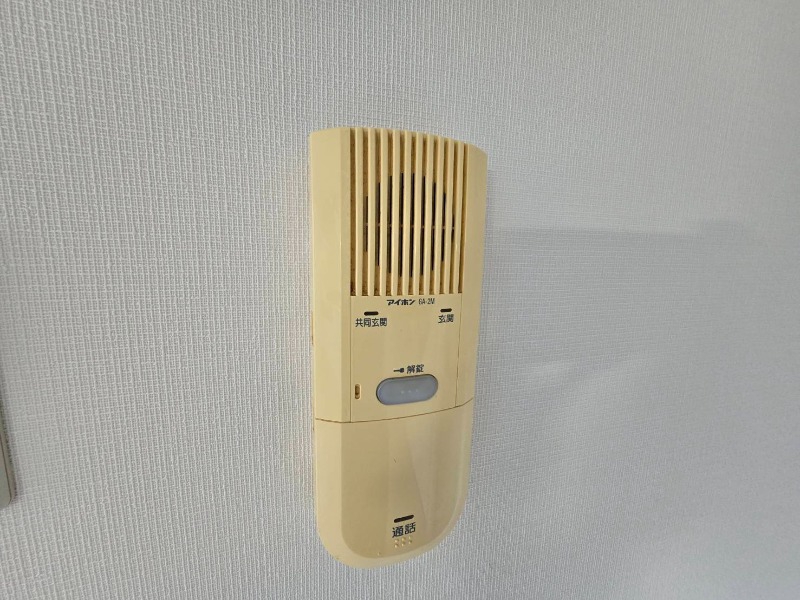セキュリティ　インターホンで来客確認ができます。安心ですね。
