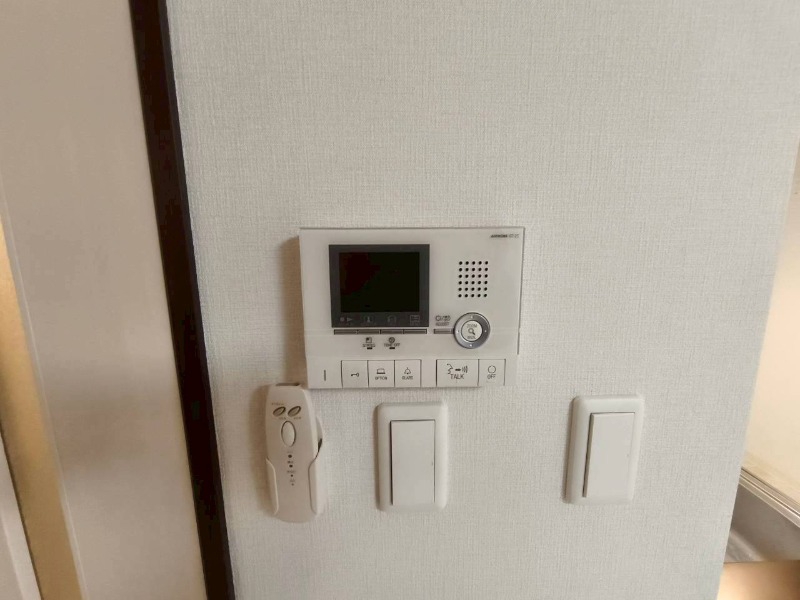 セキュリティ　インターホンは通話ができるので急な訪問があっても安心です。