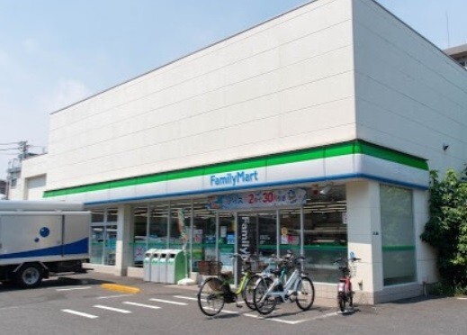 コンビニ　ファミリーマート環七南馬込三丁目店（コンビニ）まで120m