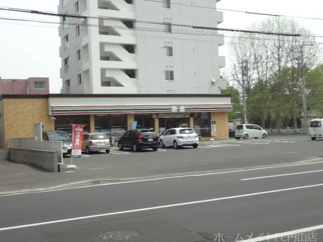 コンビニ　セブンイレブン札幌南6条西18丁目店（コンビニ）まで203m