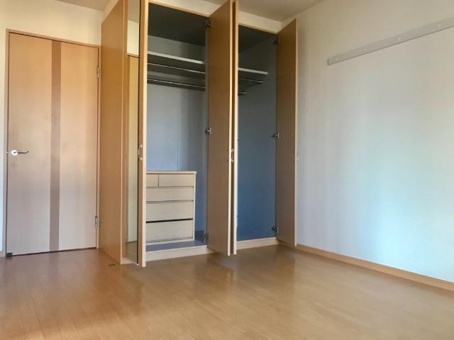 収納　クローゼット