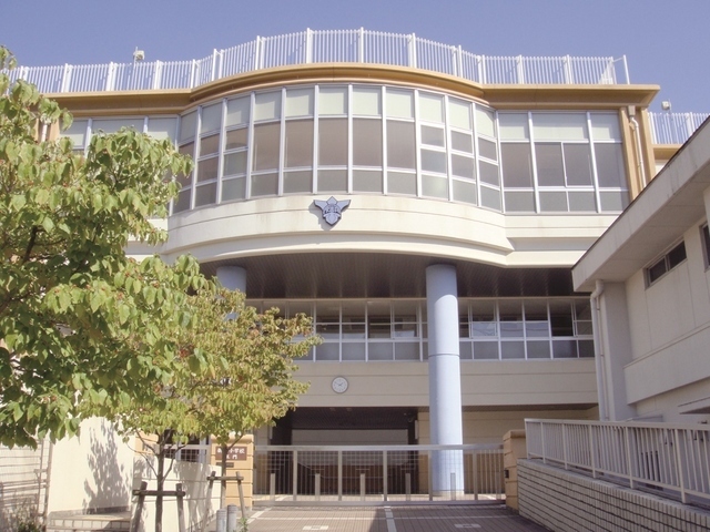 小学校　御劔小学校（小学校）まで1000m