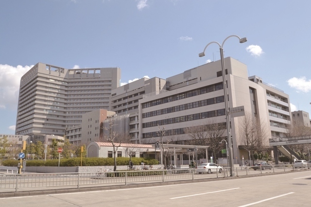 病院　名古屋市立大学病院（病院）まで1400m
