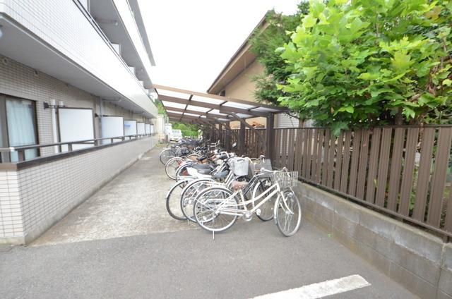 その他共有部分　♪屋根付き駐輪場♪