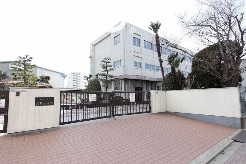 小学校　名古屋市立広見小学校（小学校）まで713m