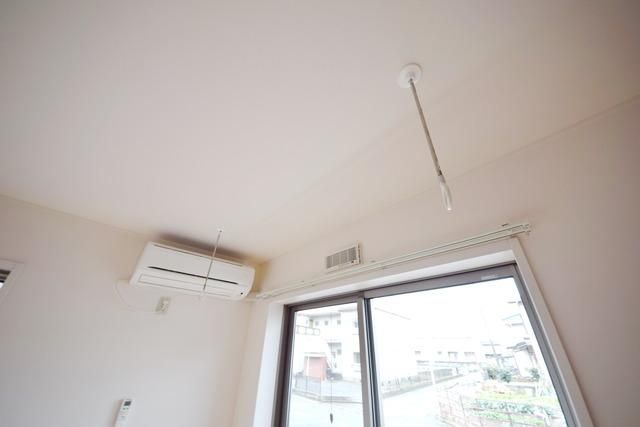 その他設備　室内物干し