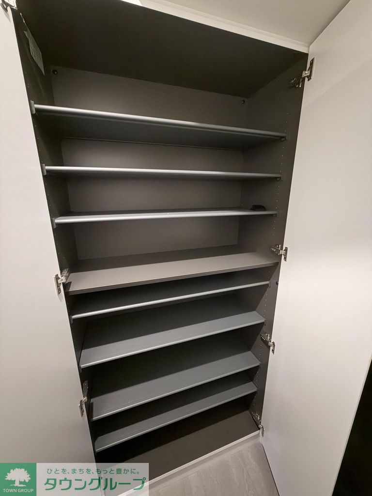 収納　バルコニー