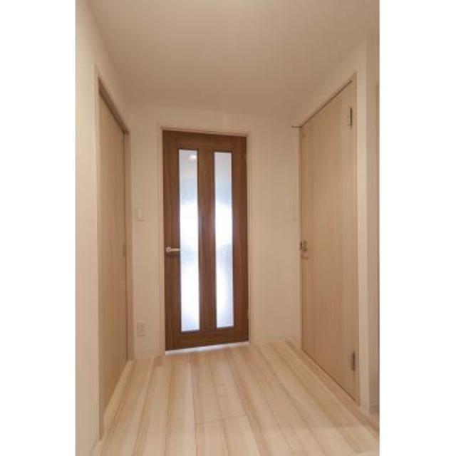 玄関　※写真は同タイプ住戸です。