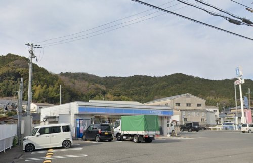 コンビニ　ローソン 海南阪井店（コンビニ）まで2152m