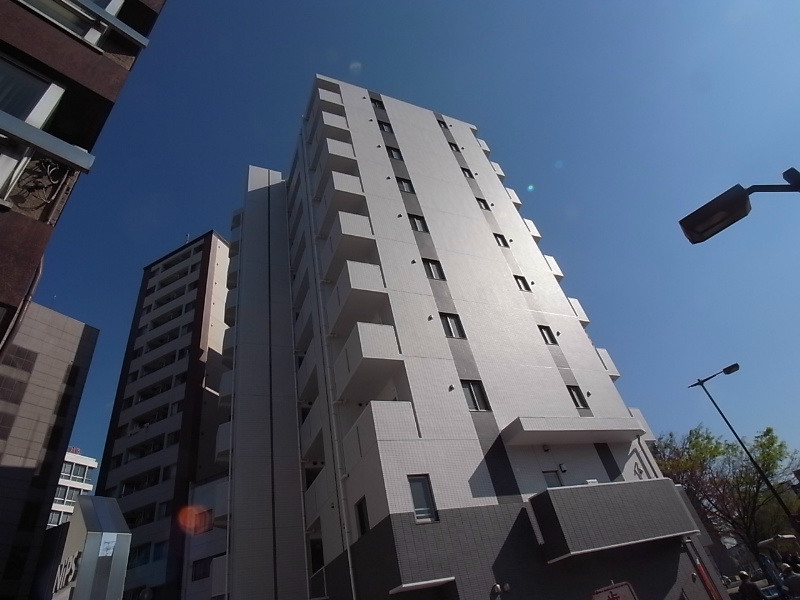 建物外観　外観　全部屋角部屋　1フロア2部屋　宅配ＢＯＸ　オートロック