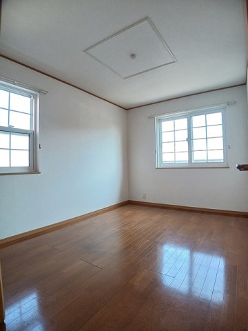 その他部屋・スペース　明るい色調の室内です