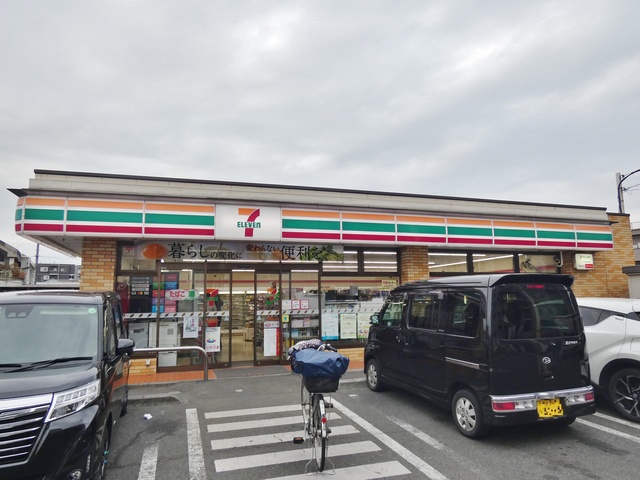 コンビニ　セブンイレブン国立富士見台2丁目店（コンビニ）まで461m