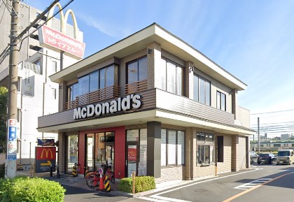 飲食店　マクドナルド 明治通り尾久店（飲食店）まで504m