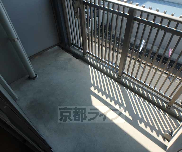 バルコニー　南向きなの日当たり良好なベランダです。