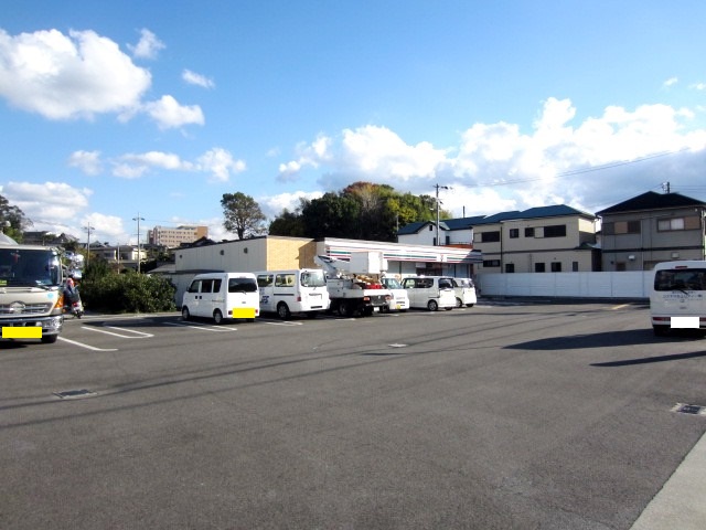 コンビニ　セブンイレブン 熊取七山店（コンビニ）まで809m