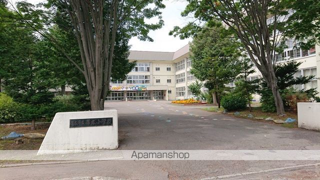 小学校　帯広小学校（小学校）まで1187m