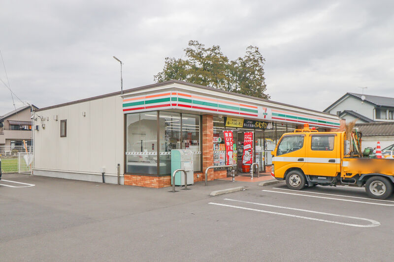 コンビニ　セブンイレブン宇都宮石井南店（コンビニ）まで640m
