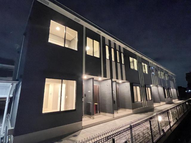 建物外観　外観写真（夜）