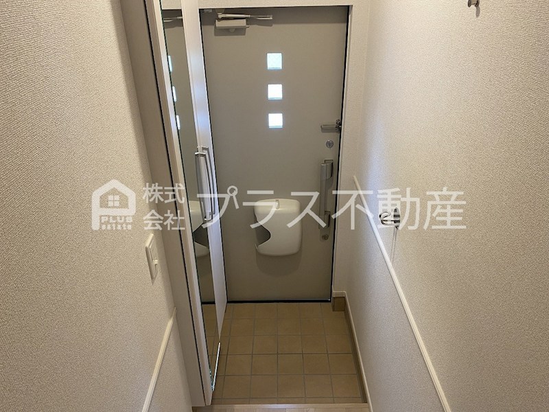 アライブ馬場山緑 Iの玄関写真