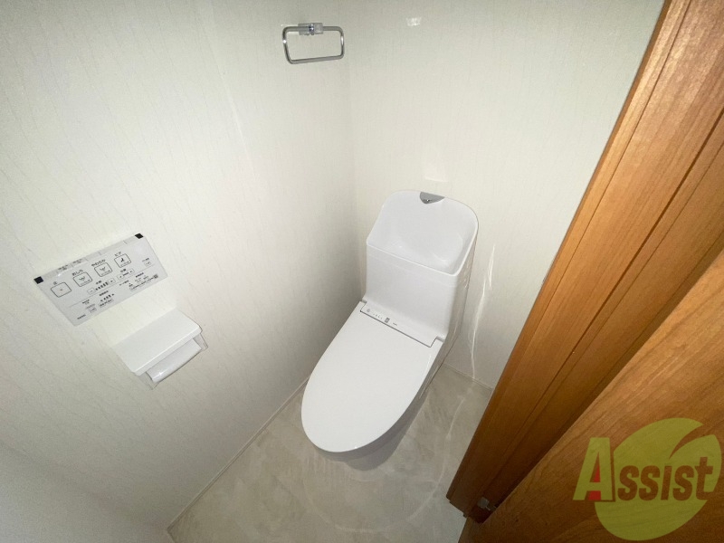 トイレ　トイレです。ウォシュレット付を探している方、おすすめです！