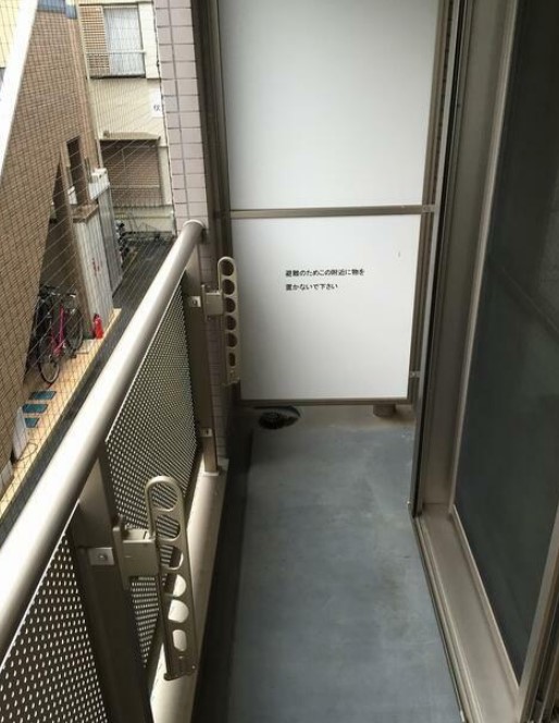 バルコニー