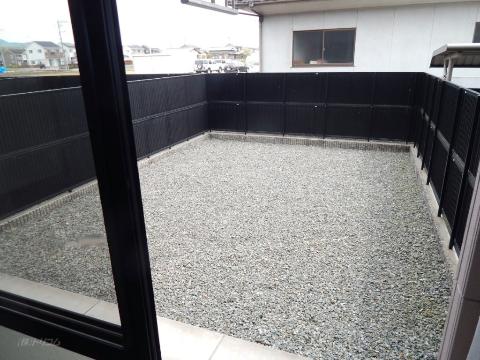 バルコニー　専用庭