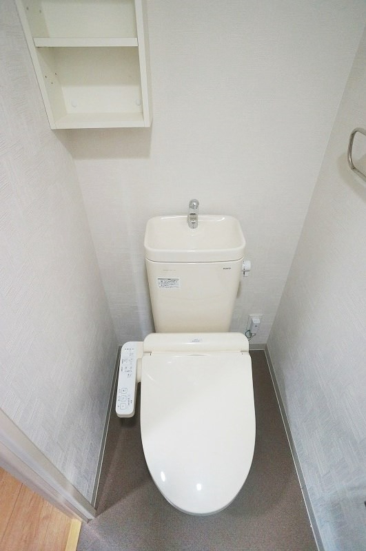 トイレ　別部屋参照