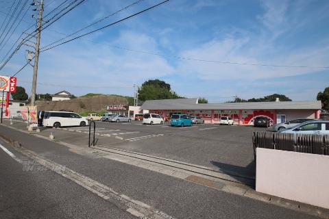 その他　スーパードラッグひまわり向東店（その他）まで588m