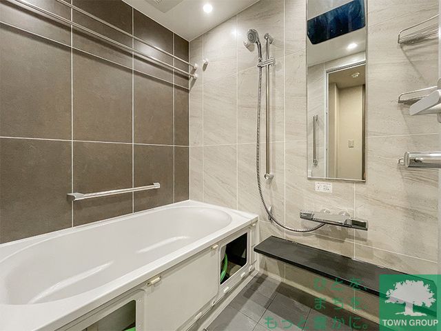 バス・シャワールーム　※写真は同タイプ住戸です。