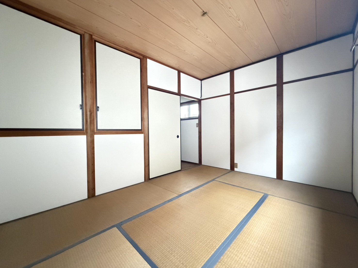 シャトレ塩屋A棟の内装写真