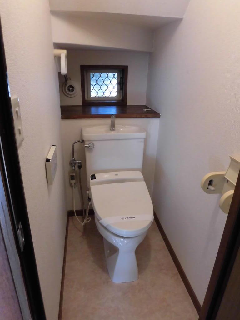 今川町借家のトイレ写真