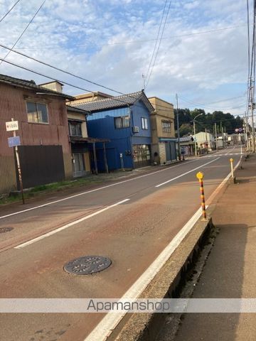 その他　前面道路（その他）まで0m