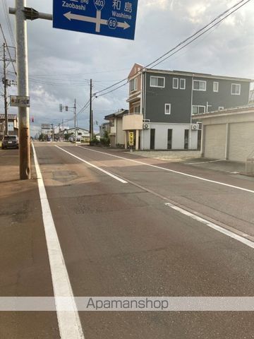 その他　前面道路（その他）まで0m