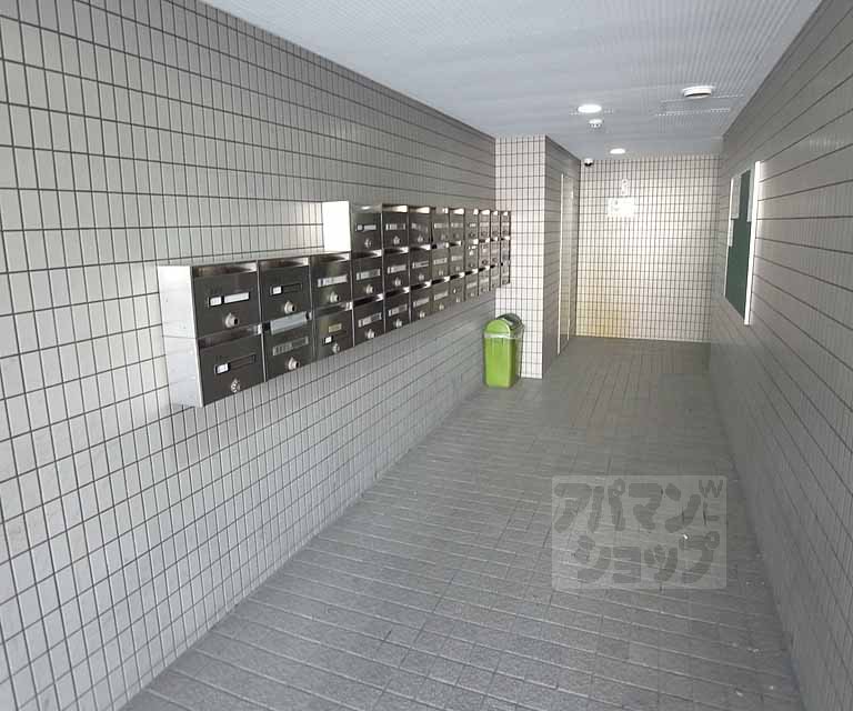 シャトル新御池の外観写真