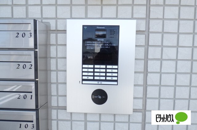 エントランス　エントランス　オートロック