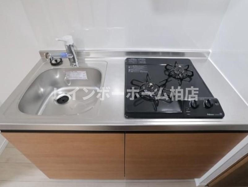 キッチン　同建物。参考写真。