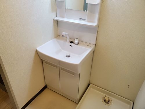 ＪＲ山陽本線 明石駅 バス乗車時間：6分 最寄りバス停で下車 徒歩3分 6階建 築37年の内装写真