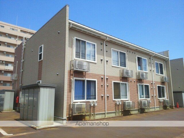 妙高はねうまライン 春日山駅 バス乗車時間：12分 最寄りバス停で下車 徒歩27分 築17年