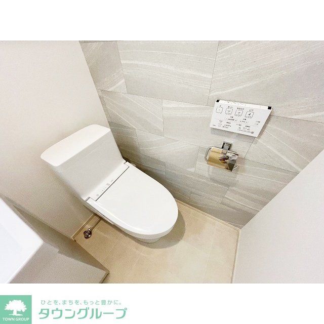 ＪＲ総武線 新検見川駅 徒歩5分 2階建 築3年のトイレ写真