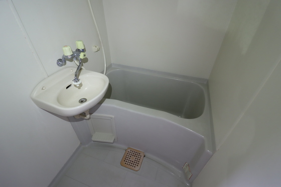 洗面設備　※別部屋の写真です