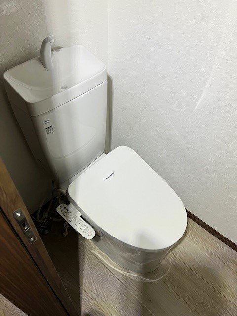 西武新宿線 井荻駅 徒歩10分 2階建 築3年のトイレ写真