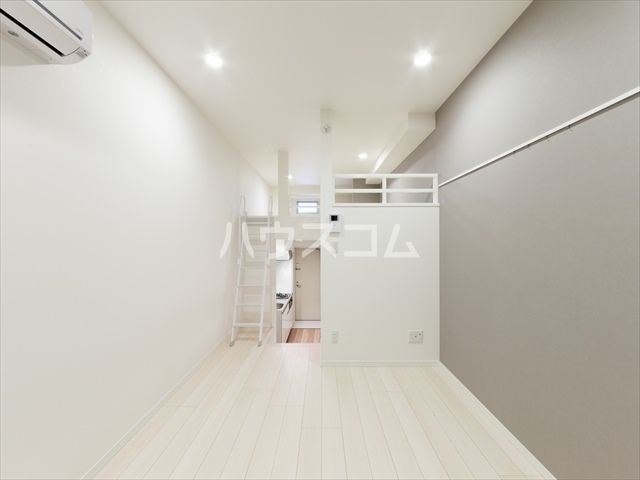 Cieloverde IIの居間写真