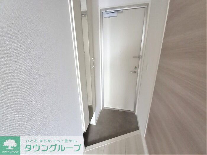 リバーパーク越ケ谷の玄関写真